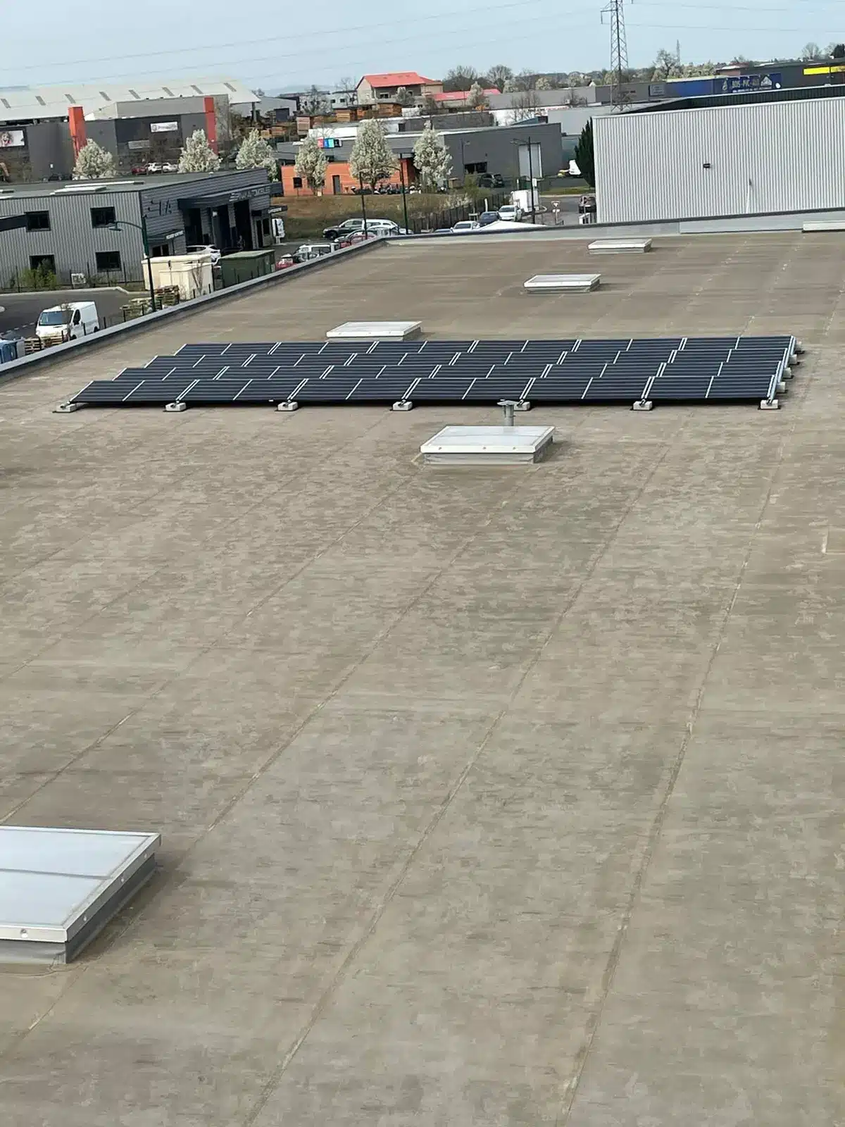 Installation photovoltaïque — Toiture solaire — Gleizé (69), réalisation Protec Energy en Rhône-Alpes