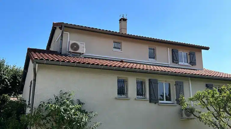 Pompe à chaleur air/eau — PAC air/eau — maison individuelle, réalisation Protec Energy en Rhône-Alpes